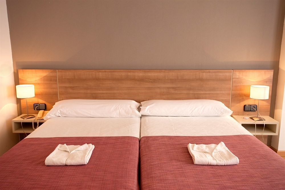 Port Eugeni Hotel Cambrils Luaran gambar