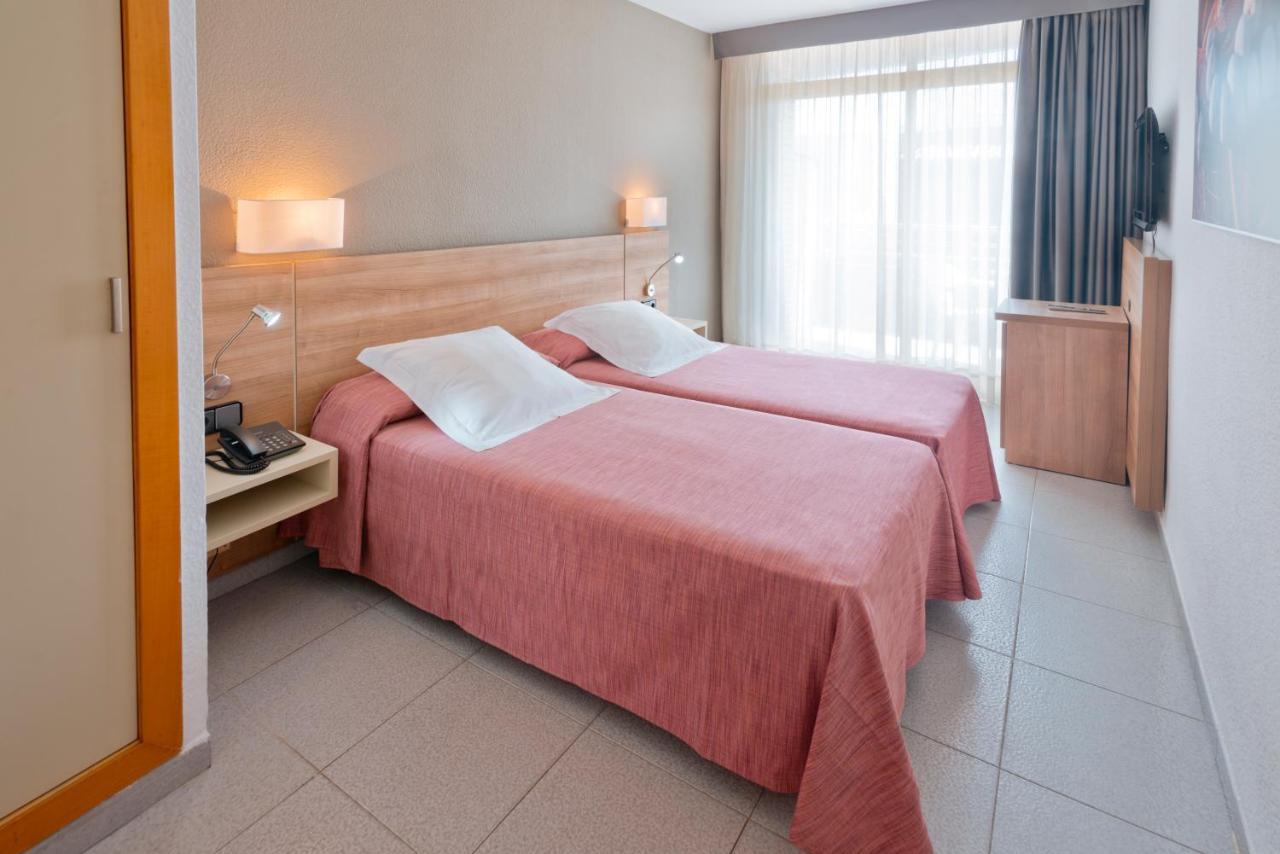 Port Eugeni Hotel Cambrils Luaran gambar
